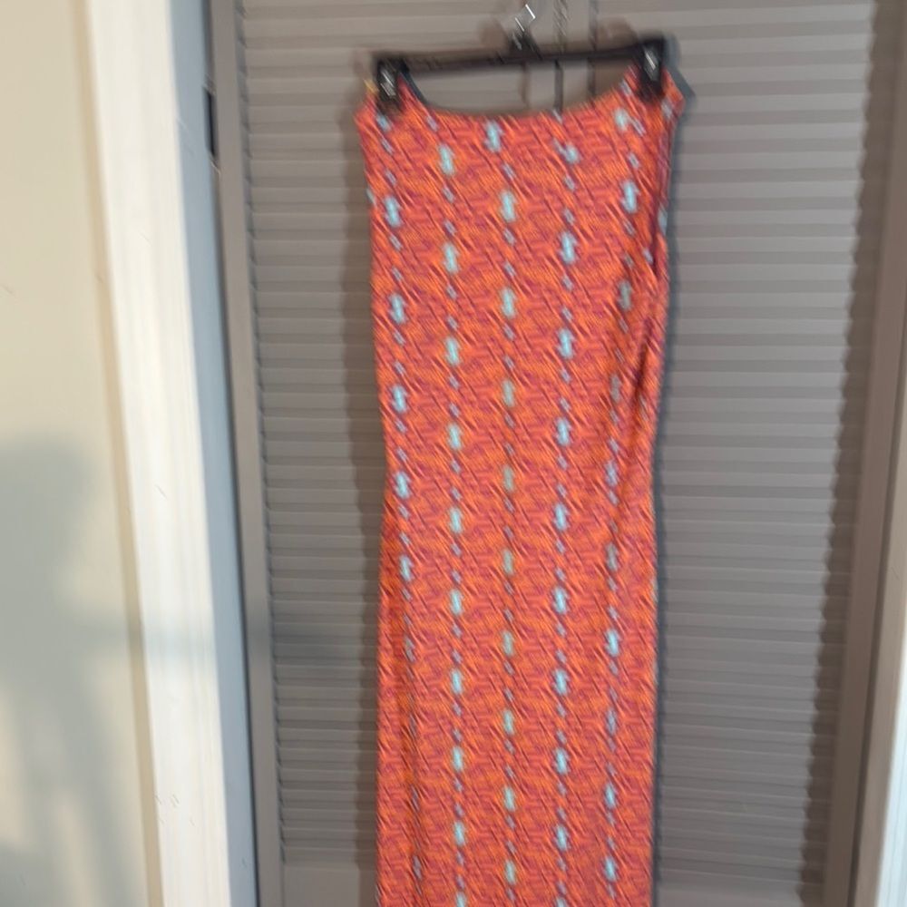 Coral V-Neck Sleeveless Wrap Maxi Dress by (Ellie Kai) size M - Picture 3 of 15